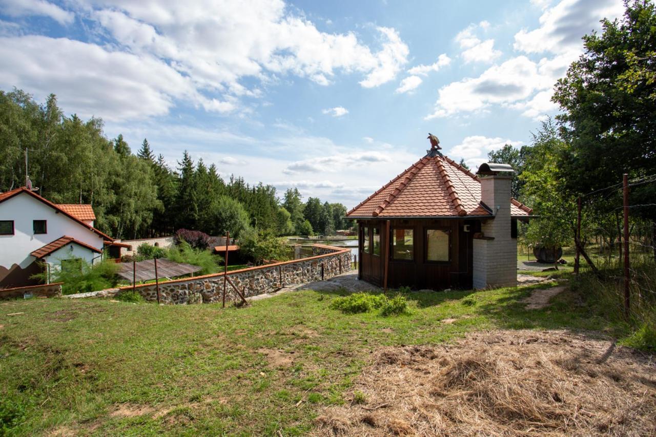 Hajovna Hnevnice Экстерьер фото